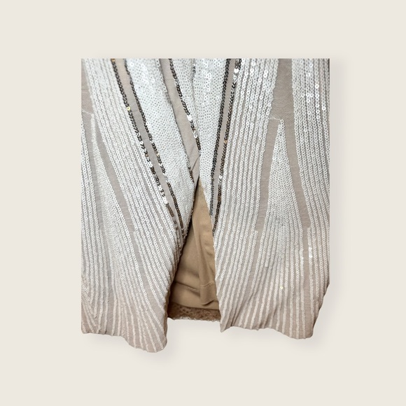 Dress the Population White and Silver Long Sleeve Emery Sequin Body-Con Dress - Picture 9 of 11